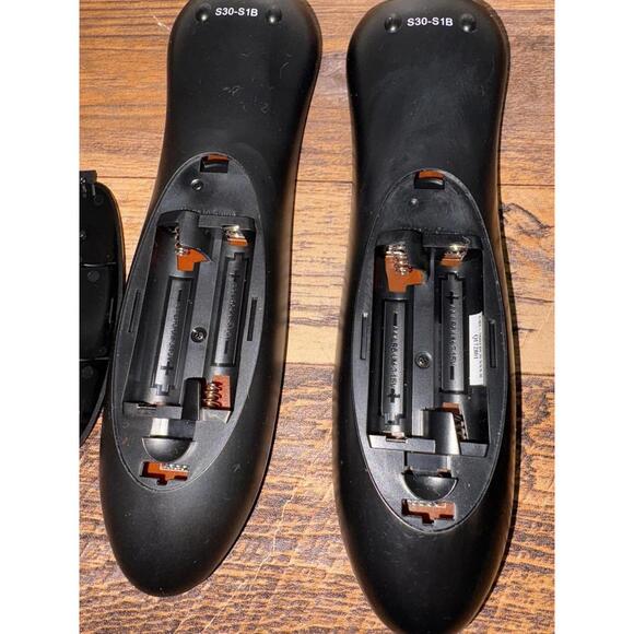 AT&T U-Verse S30 Universal Remote Control Blue Back Light (S30-S1B) Set/lot Of 2 - Picture 3 of 4